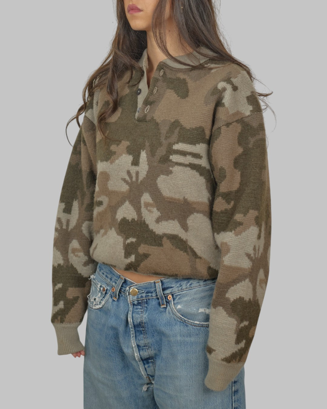 (S) 90s Camo Sweater