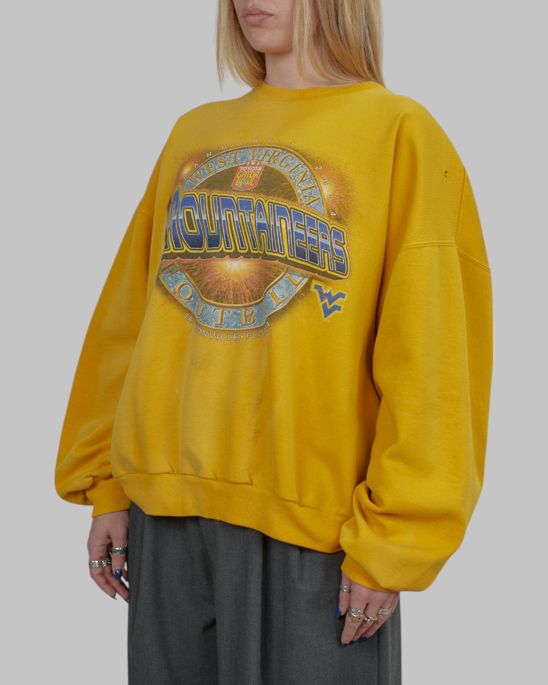 (XL) 90s West Virginia Mountaineers