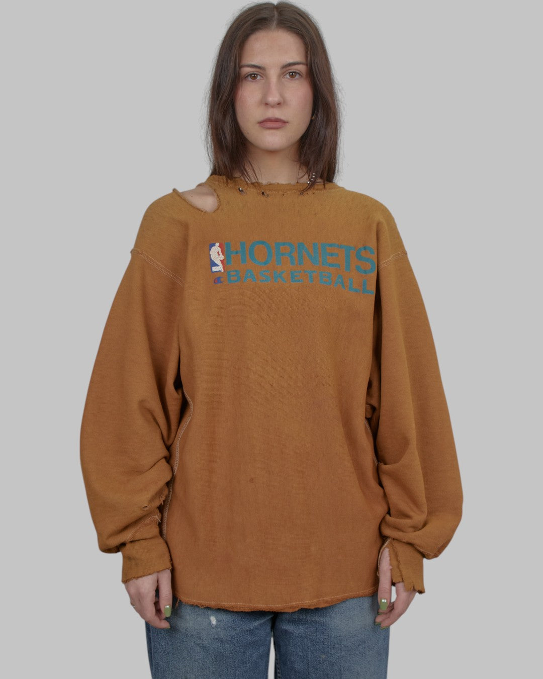 (L) 90s Charlotte Hornets
