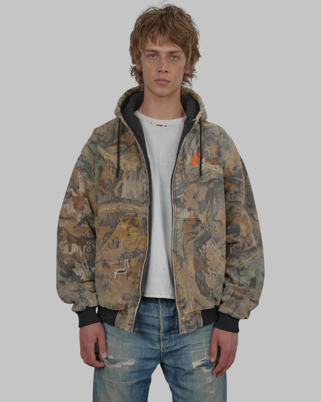(XL) 90s Camo Jacket