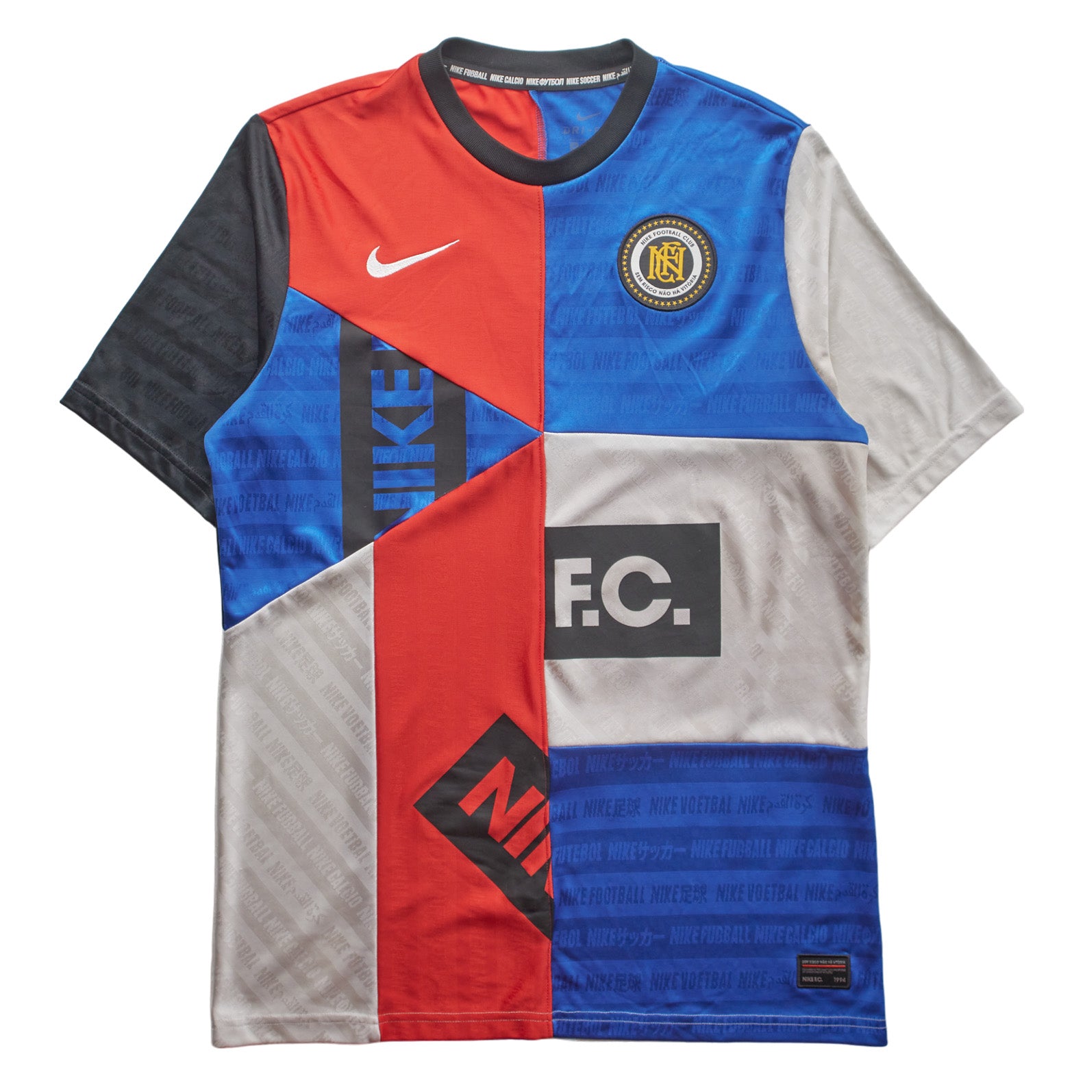 (M) 00s Nike Football Club