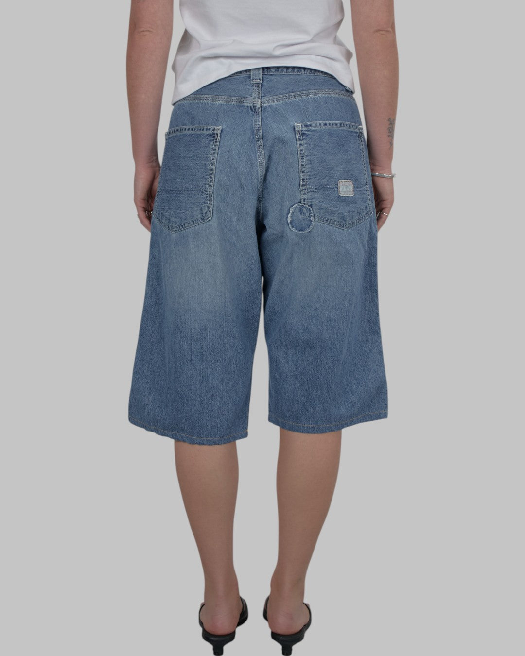(31/32”) 00s Levi’s Jorts