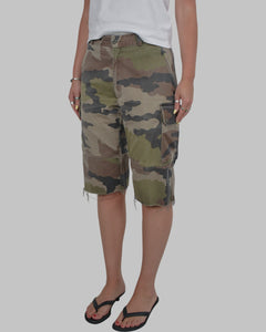 (26”) 90s Camo Cargo Shorts