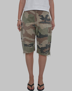 (27”) 90s Camo Cargo Shorts